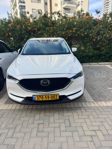 מודעת רכב מאזדה CX-5