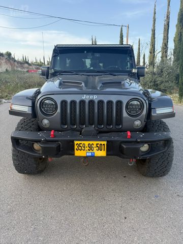 מודעת רכב ג'יפ רנגלר