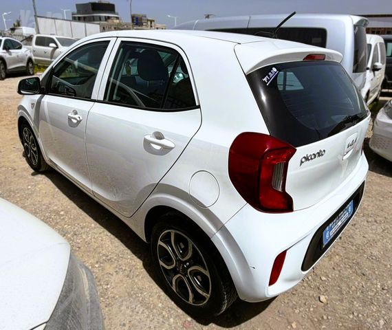 קיה פיקנטו