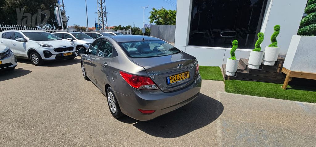 יונדאי אקסנט i25