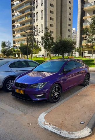 מודעת רכב סיאט לאון