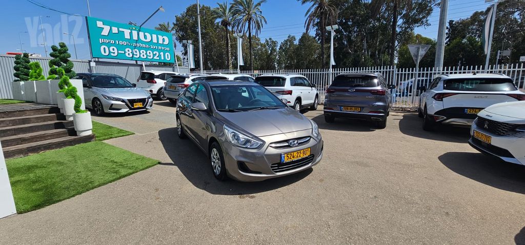 יונדאי אקסנט i25