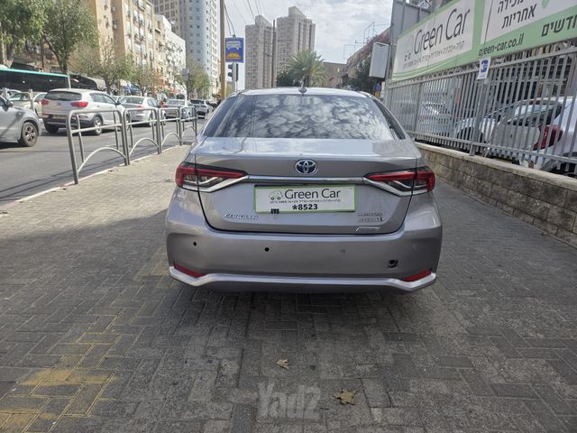 טויוטה קורולה