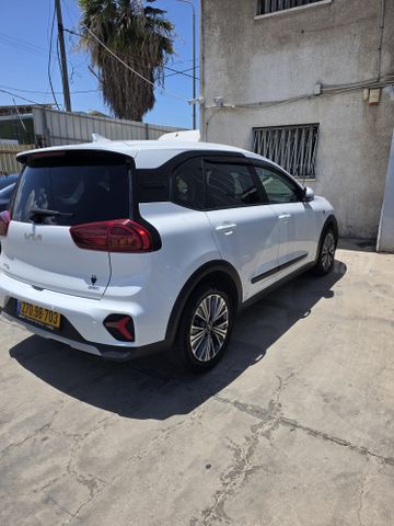 קיה נירו פלוס