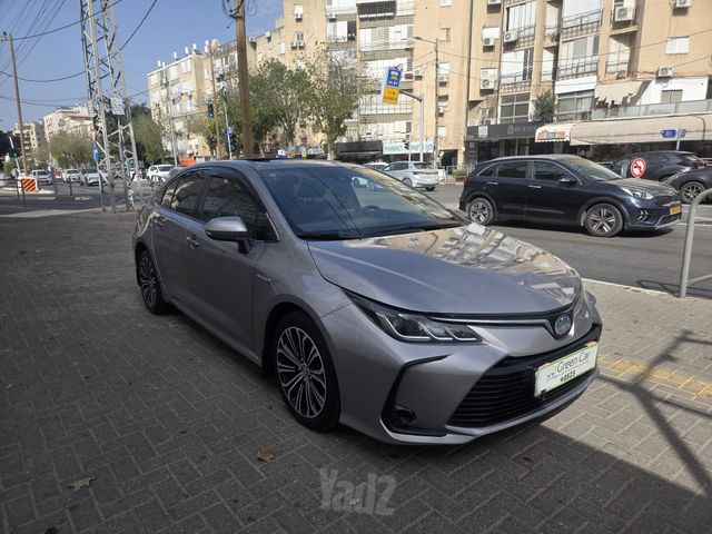 טויוטה קורולה