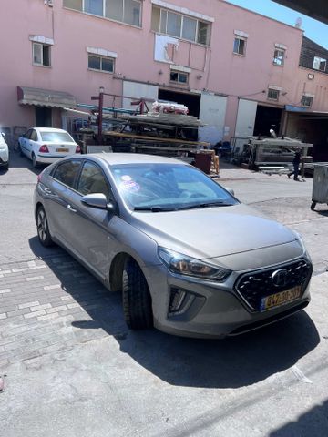 יונדאי איוניק