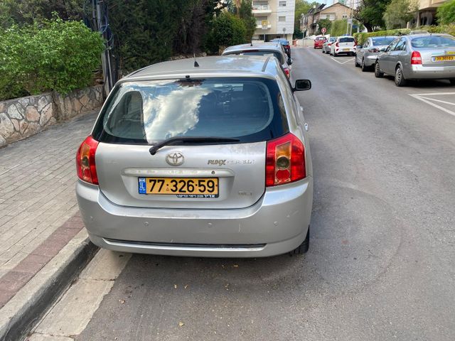 טויוטה קורולה