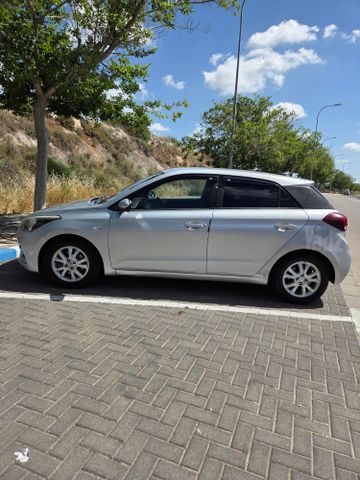 יונדאי i20