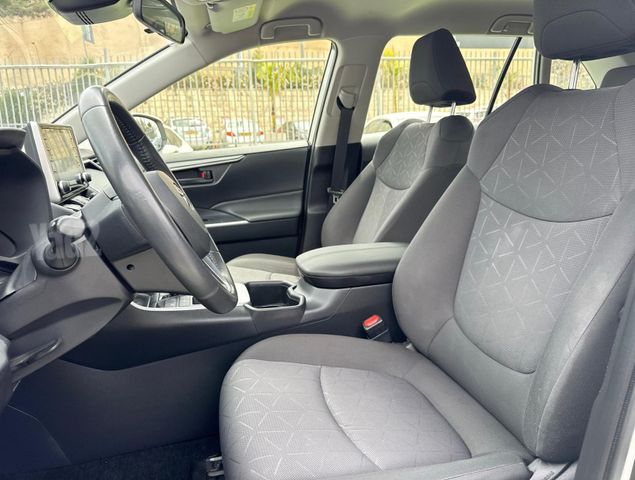 טויוטה RAV4