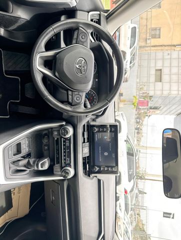 טויוטה RAV4