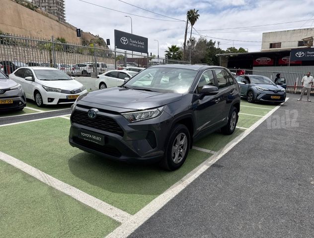 מודעת רכב טויוטה RAV4