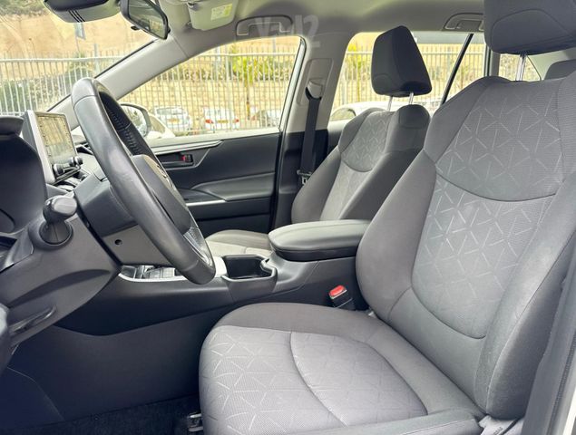 טויוטה RAV4