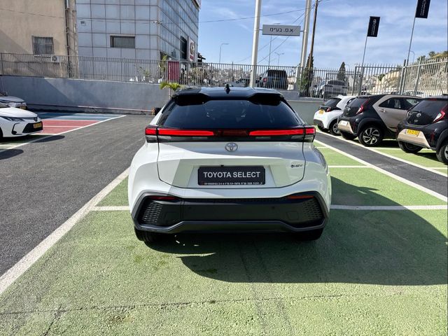 טויוטה C-HR