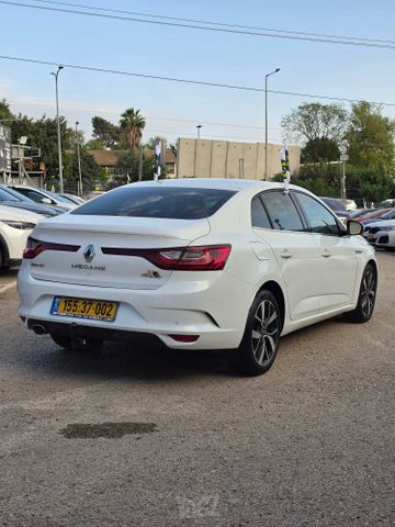 רנו מגאן