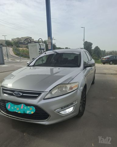 פורד מונדאו