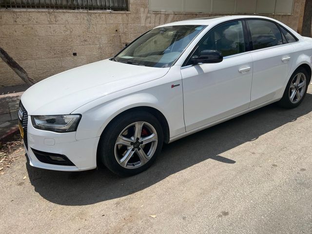 מודעת רכב אאודי A4