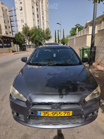 מיצובישי לנסר