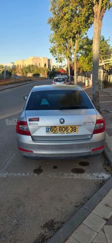 סקודה אוקטביה