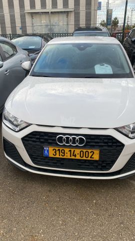 מודעת רכב אאודי A1