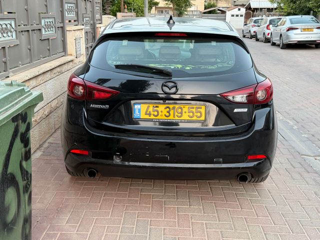 מאזדה 3