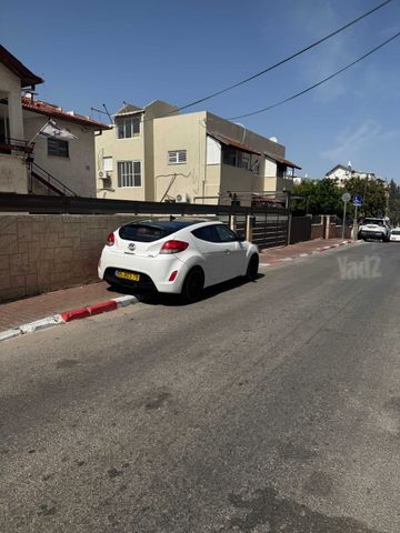 יונדאי ולוסטר