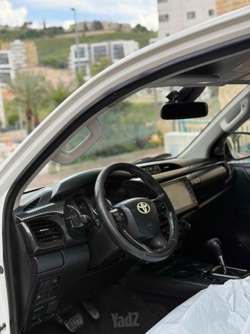 טויוטה היילקס