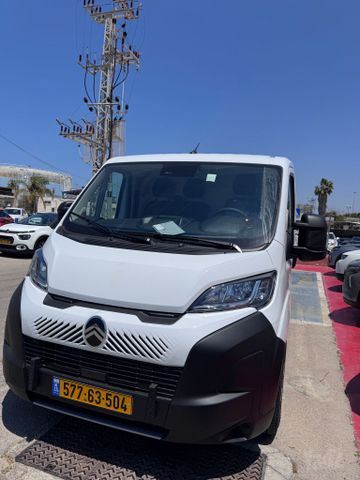מודעת רכב סיטרואן ג׳אמפר