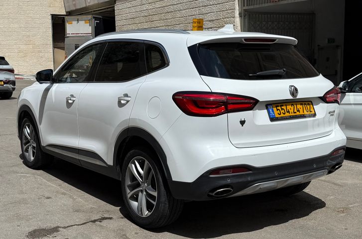 אם ג'י EHS PHEV
