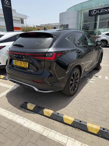 לקסוס NX