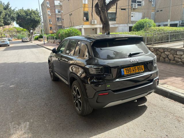 ג'יפ אוונגר