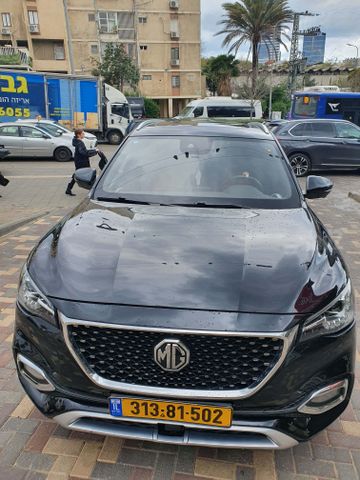 אם ג'י EHS PHEV