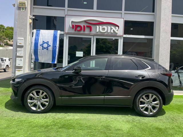 מאזדה CX-30