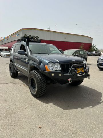 מודעת רכב ג'יפ גרנד צ'ירוקי