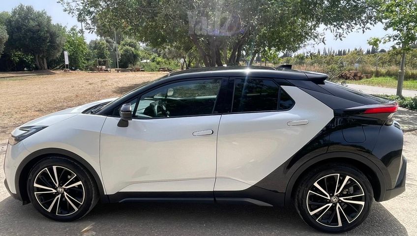 טויוטה C-HR