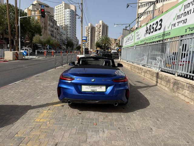 ב מ וו Z4