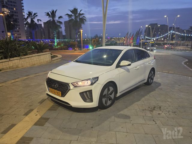 יונדאי איוניק
