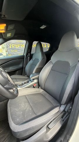 ניסאן ג'וק