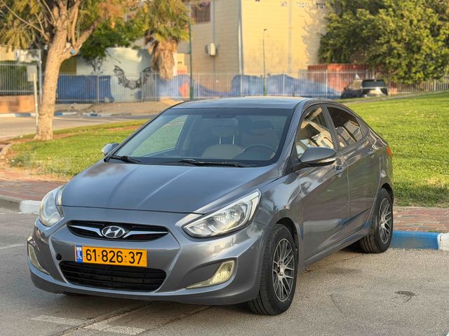 יונדאי אקסנט i25