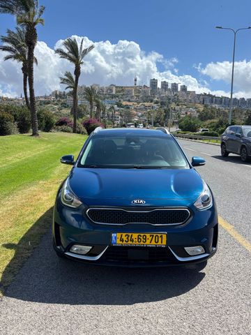 קיה נירו