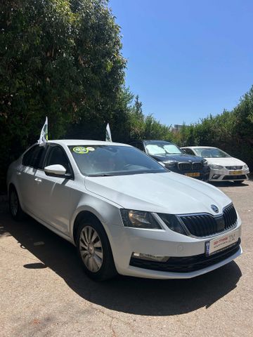 סקודה אוקטביה