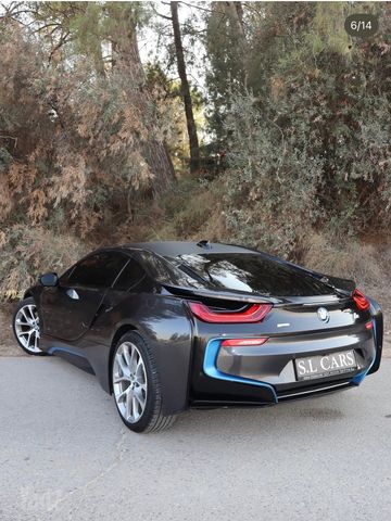 ב מ וו i8
