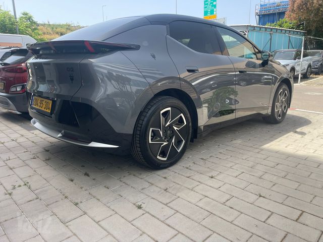 לינק אנד קו 02