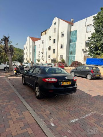 רנו פלואנס