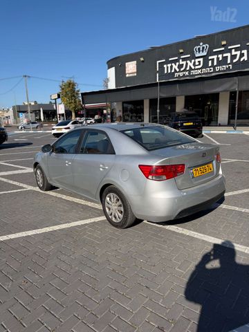 מודעת רכב קיה פורטה  2