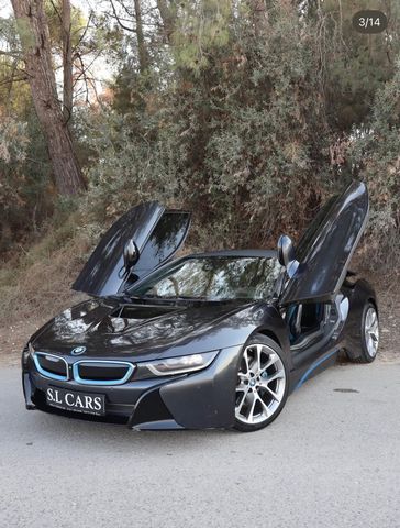 מודעת רכב ב מ וו i8