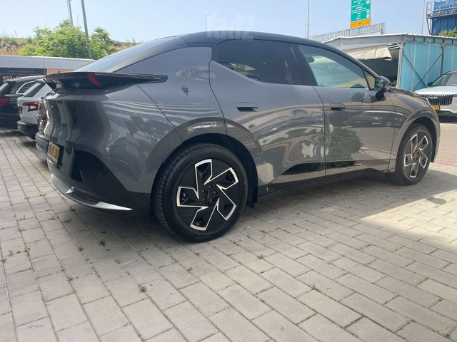 לינק אנד קו 02