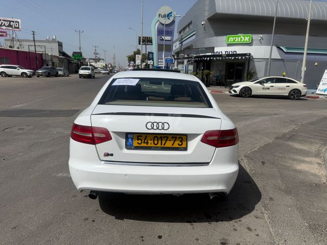 אאודי A6