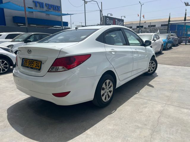 יונדאי אקסנט i25
