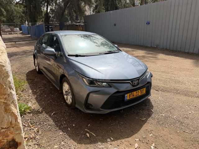 מודעת רכב טויוטה קורולה