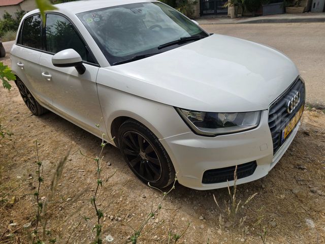 מודעת רכב אאודי A1